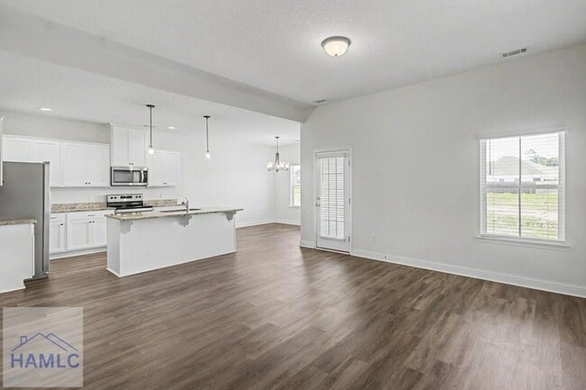 Building Photo - 364 Abode Ave