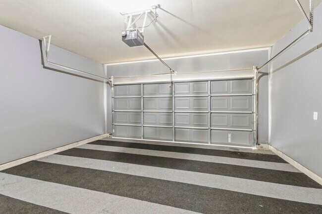 Building Photo - 20223 Galena Falls Dr