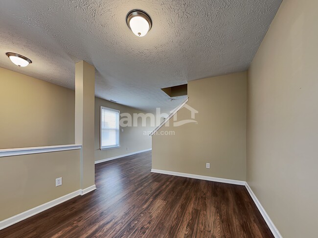 Building Photo - 1621 Wagner Dr