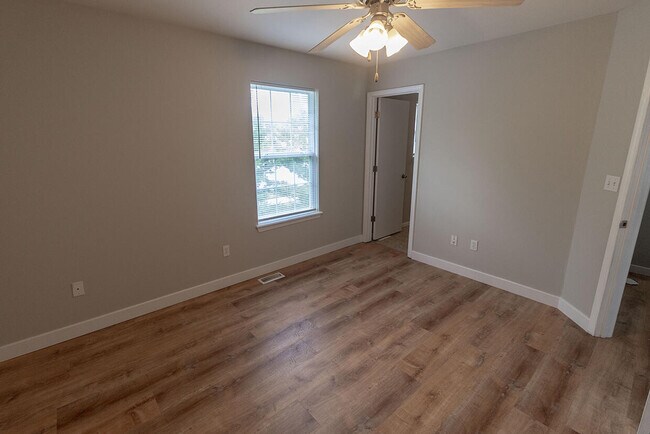 Building Photo - 1633 Citadel Dr