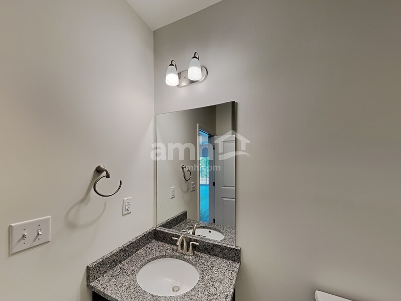 Building Photo - 416 Tributary Ln