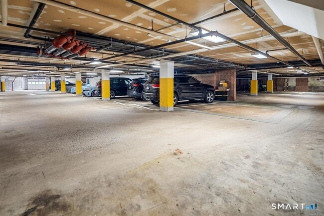 Building Photo - 25 Grand St