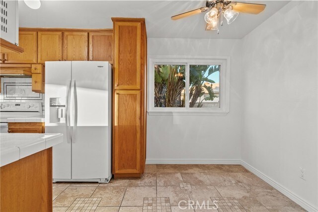 Building Photo - 10561 Alskog St