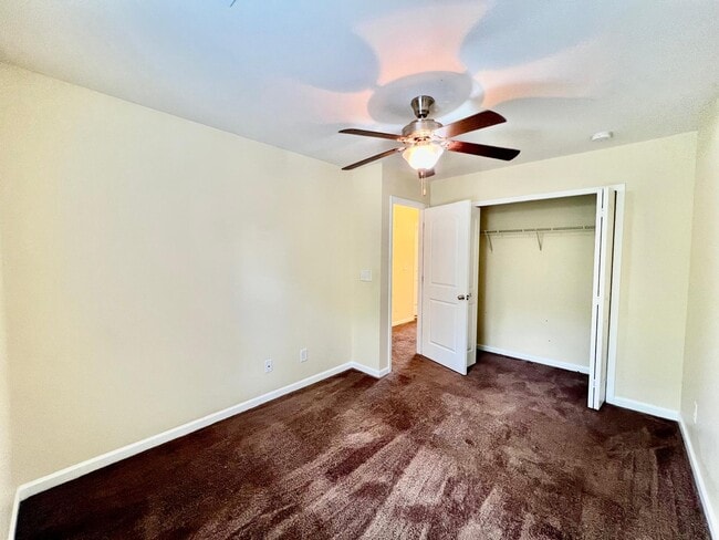 Building Photo - 7111 Adare Mews Rd