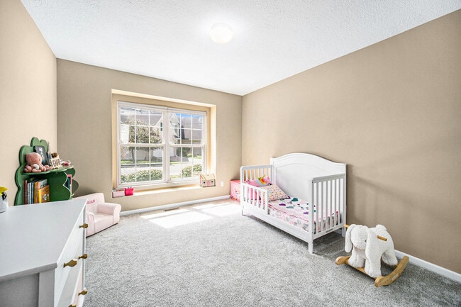 Building Photo - 150 Burwyck Park Dr