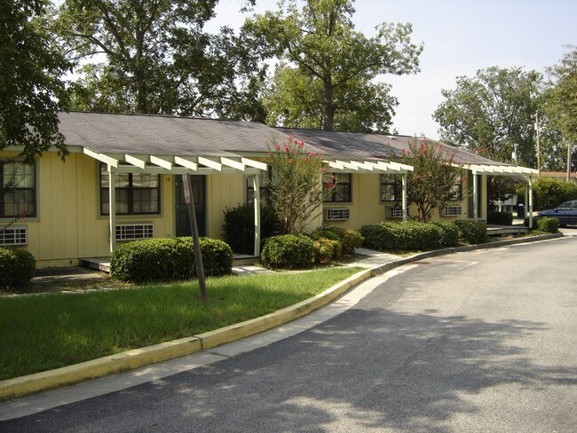 Primary Photo - Stadium View Apartments