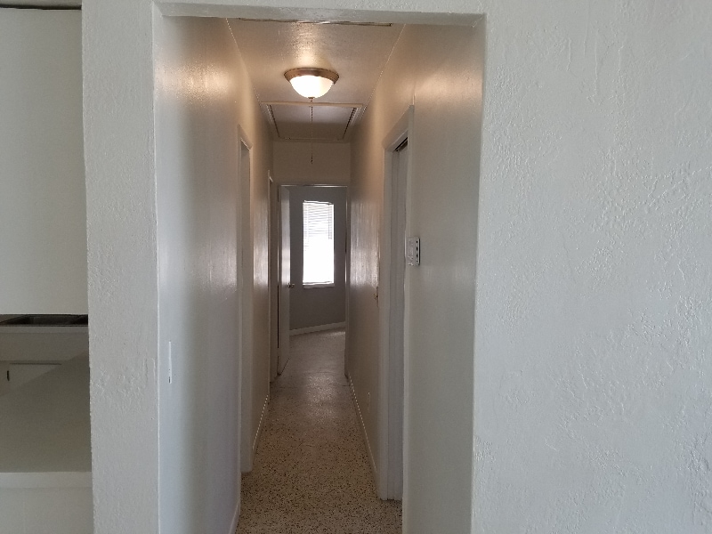 Building Photo - 13406 Boca Ciega Ave