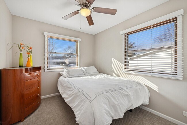 Building Photo - 18508 W Woodland Terrace