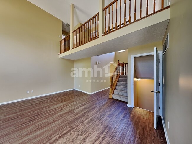 Building Photo - 1001 Vixen Dr