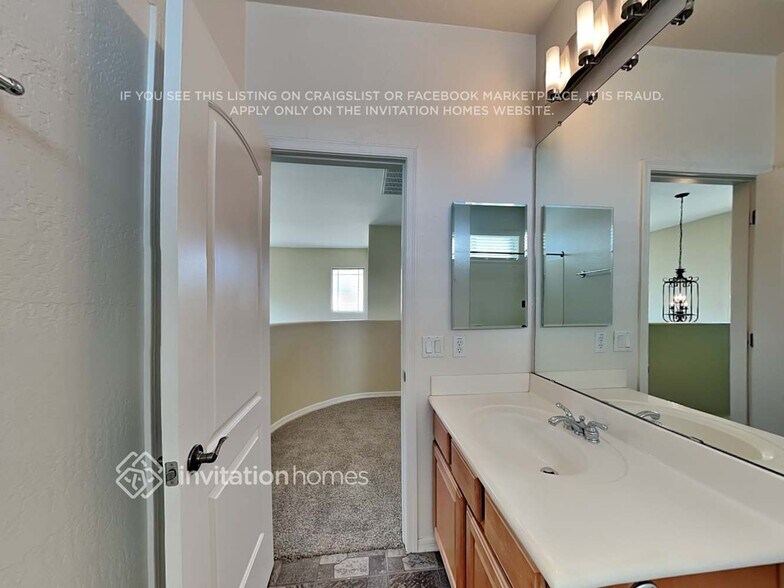 Building Photo - 8356 W Desert Spoon Dr