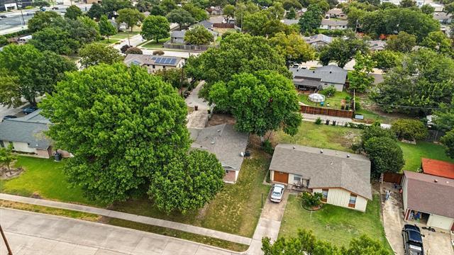 Building Photo - 1318 Drexel Dr