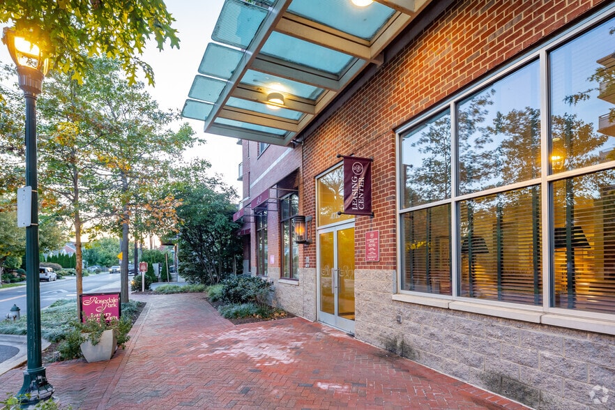 Building Photo - Rosedale Park Apartments