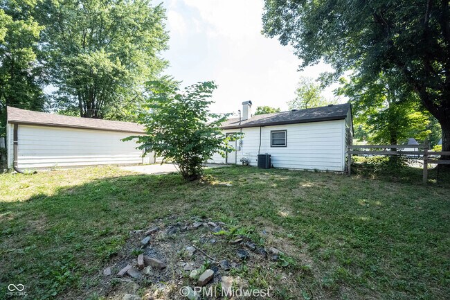 Building Photo - 4350 Dubarry Rd