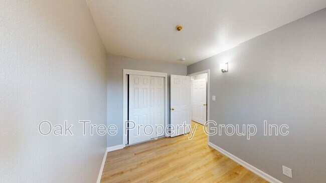 Building Photo - 625 F St