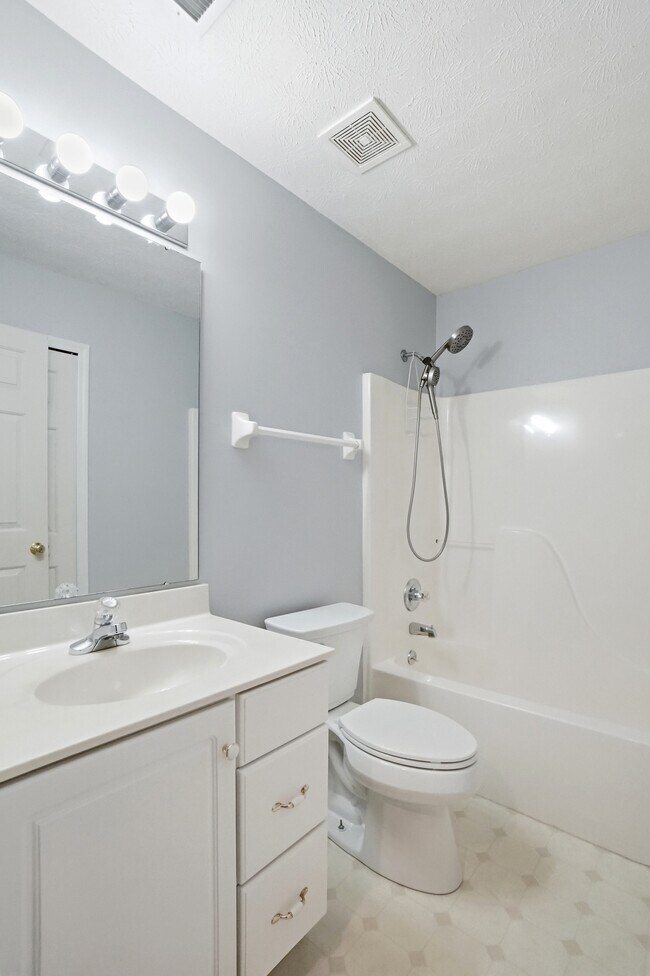 Building Photo - 9083 Marquis Dr