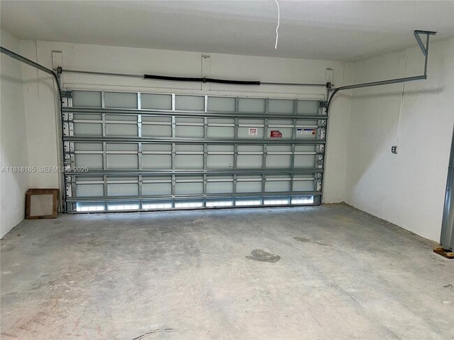 Building Photo - 2929 SE 23rd Ave