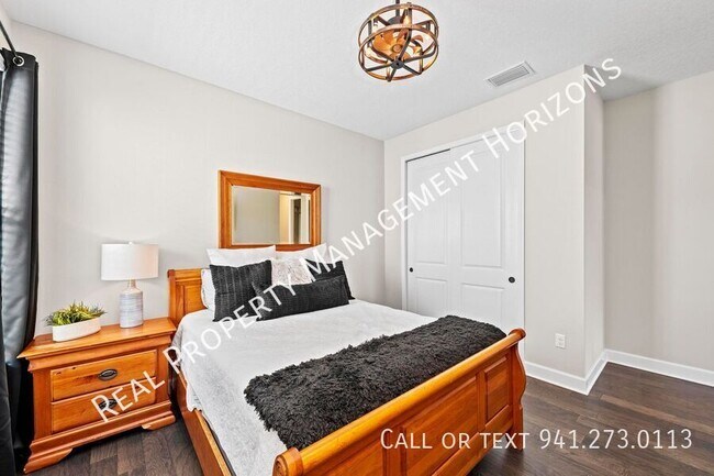 Building Photo - 4430 Pond Brk Ct