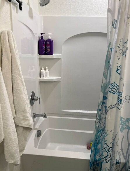 Building Photo - 3744 Katina Wy