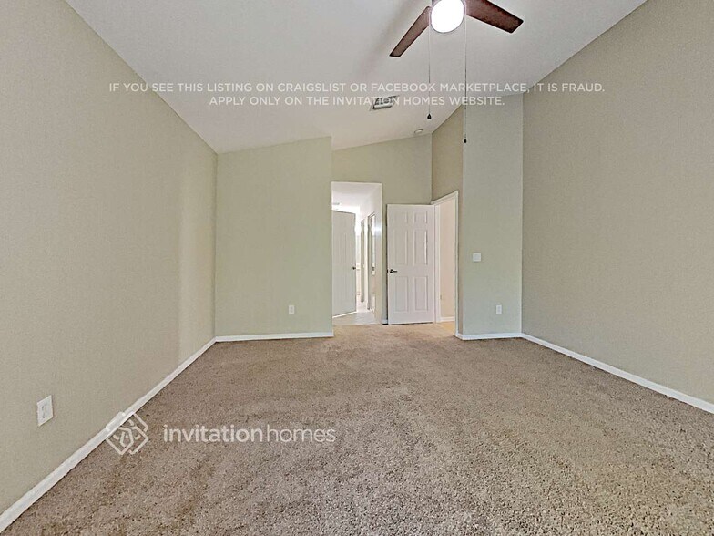 Building Photo - 15871 NW 14th Rd