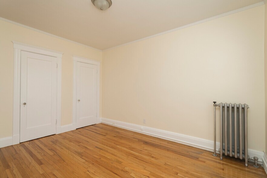 Building Photo - 102 Highland Ave