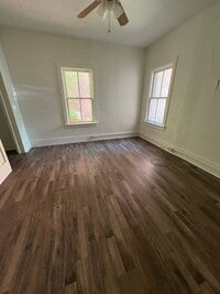 Building Photo - 4 Bedroom Single Family Home on Northside