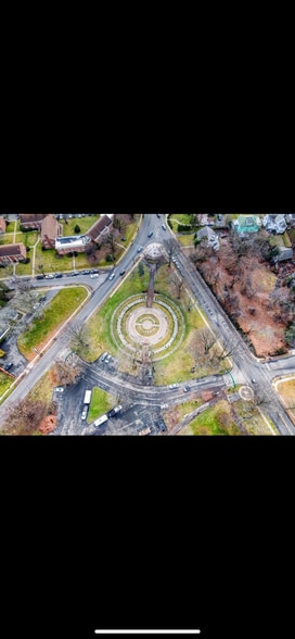 Building Photo - 500 S Center St