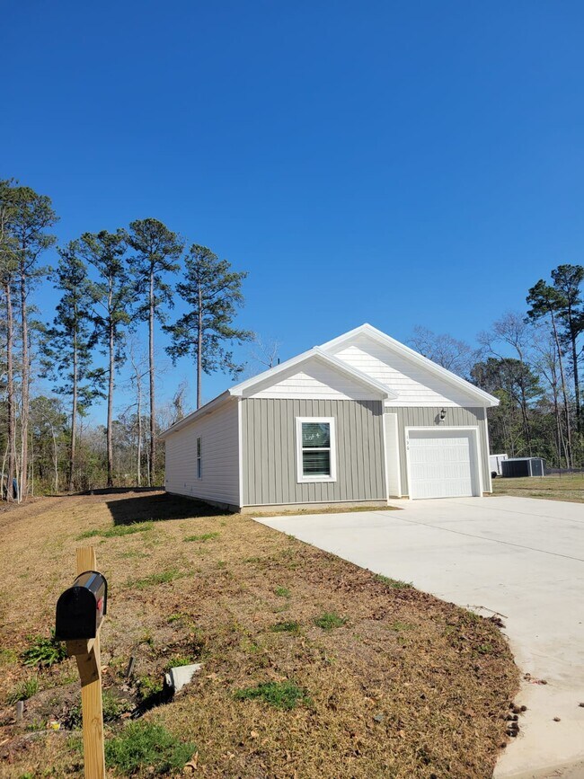 Primary Photo - 1715 Ward Cir