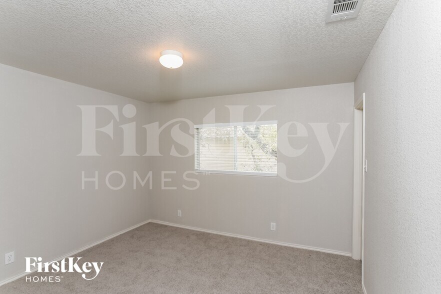 Building Photo - 7711 Braun Bend