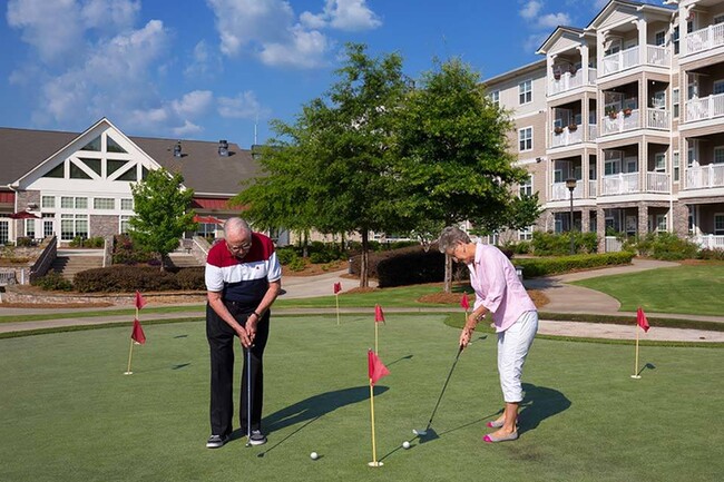 Putting Green - The Lodge at BridgeMill