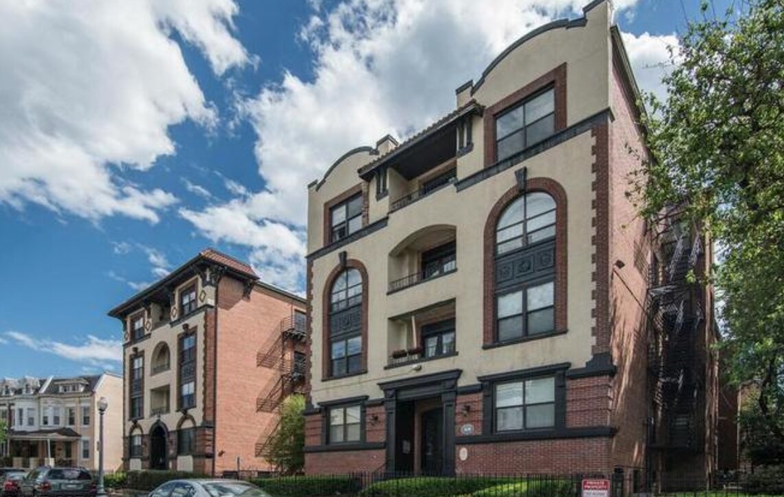 Building Photo - 1438 Meridian Pl NW