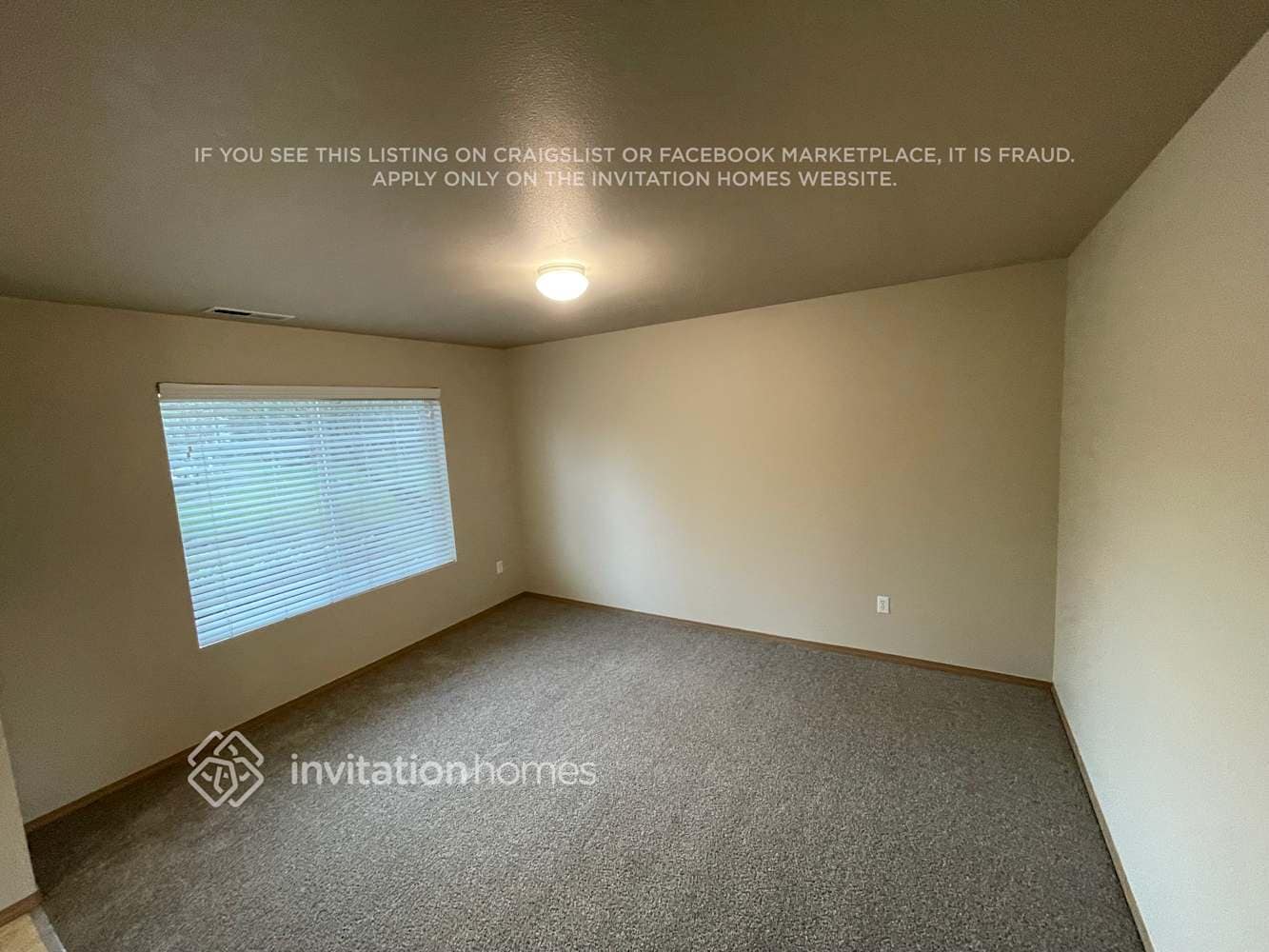 Building Photo - 15216 35th Dr SE