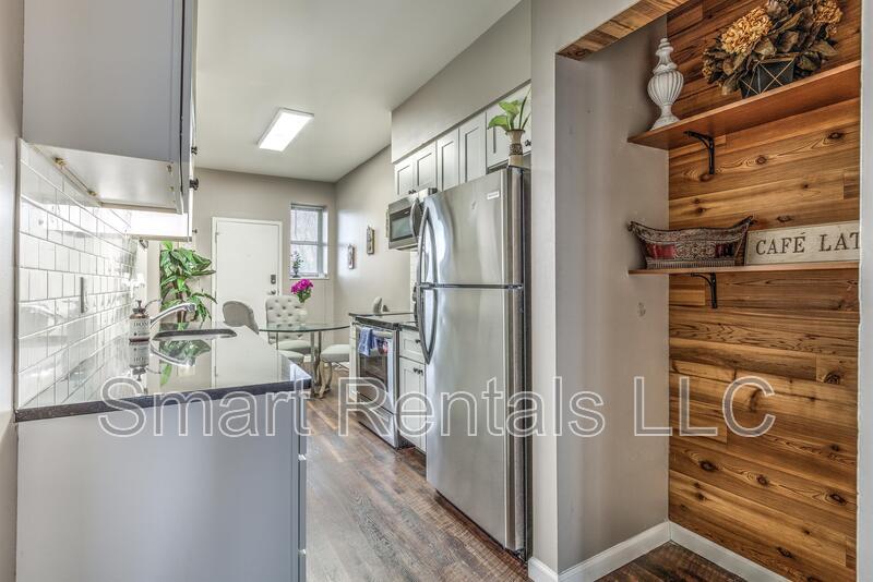 Building Photo - 1646 S 39th St