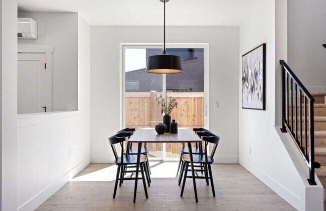 Building Photo - Gorgeous BRAND NEW 3-Bdr/2.5-bath with Loft in beautiful Sunset Meadows! -Sisters, Oregon