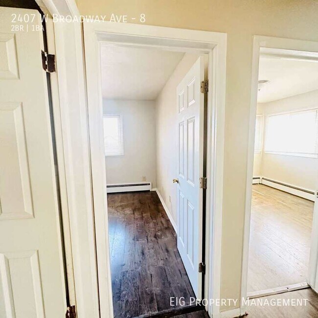 Building Photo - Available 6/20/2024