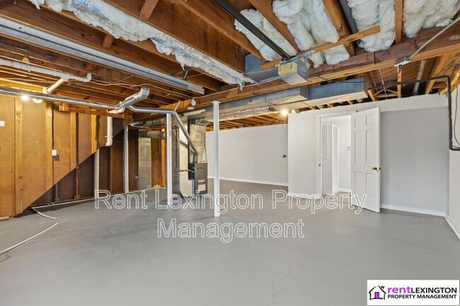 Building Photo - 1721 Albemarle Rd