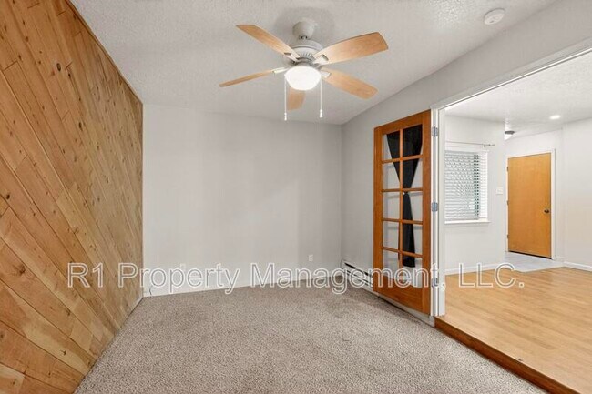 Building Photo - 222 Shannon Pl NW