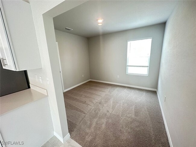 Building Photo - 801 Serenity Ln