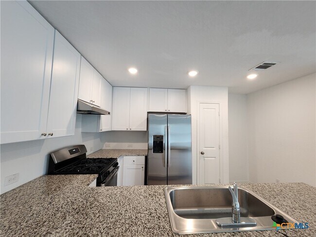 Building Photo - 434 Fairy Duster Dr