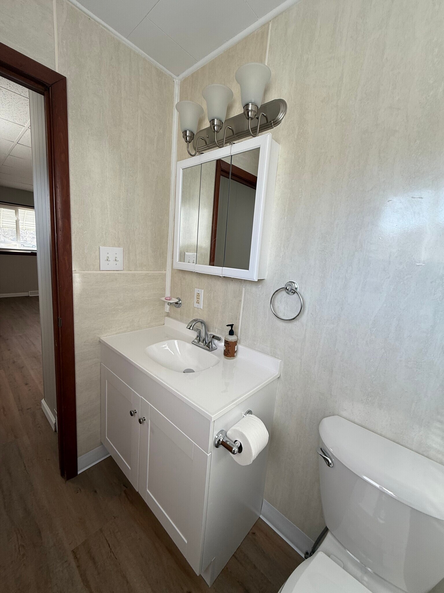 Building Photo - 1109 Garfield St