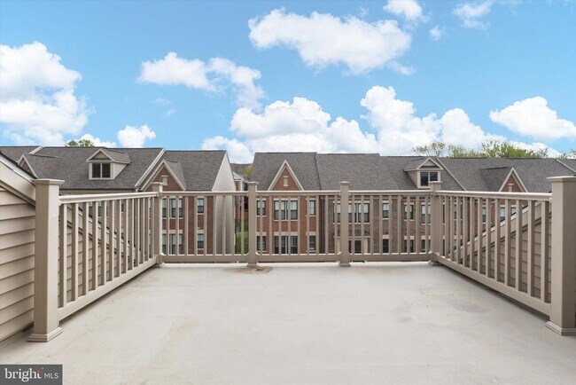 Building Photo - 3702 Ambrose Hills Rd