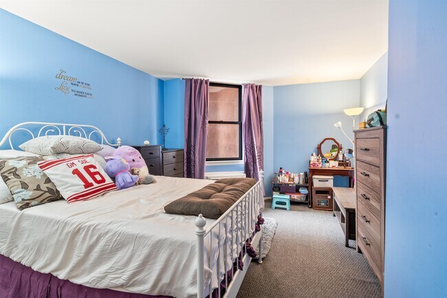 Building Photo - 43-49-49 Van Wagenen Ave