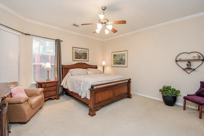 Building Photo - 1446 Sherwood Park Cir