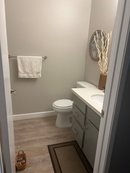 Building Photo - 4327 Orion Dr
