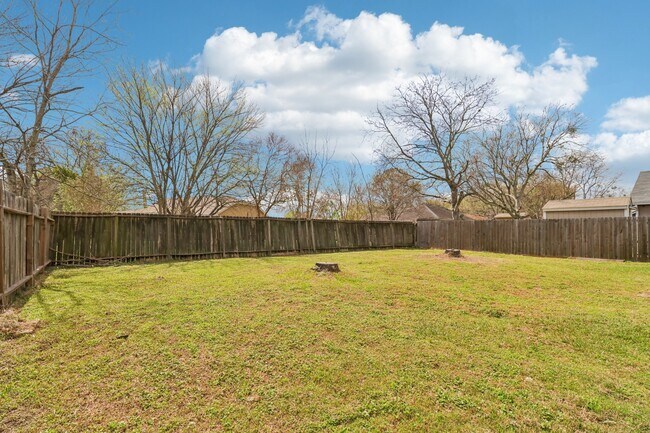 Building Photo - 14067 Towneway Dr