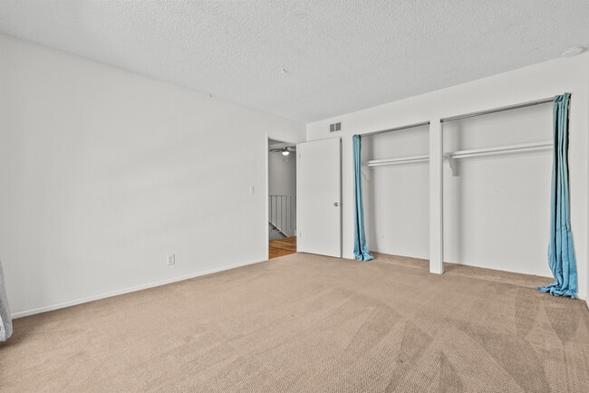 Building Photo - 4134 Yankee Dr