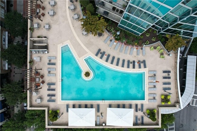 Building Photo - 1080 Peachtree St NE