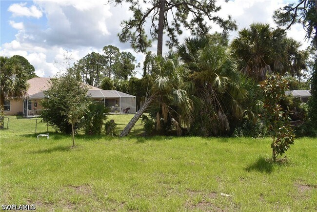 Building Photo - 1544 Waldorf Dr
