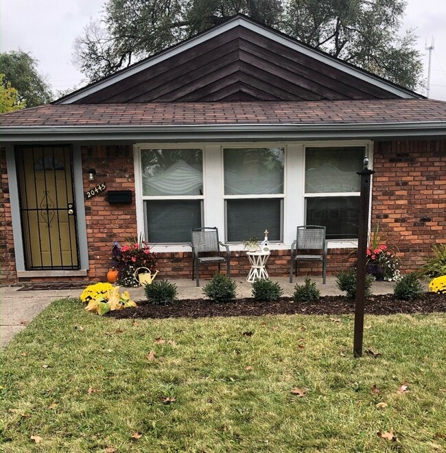 Building Photo - 20445 Kentucky St