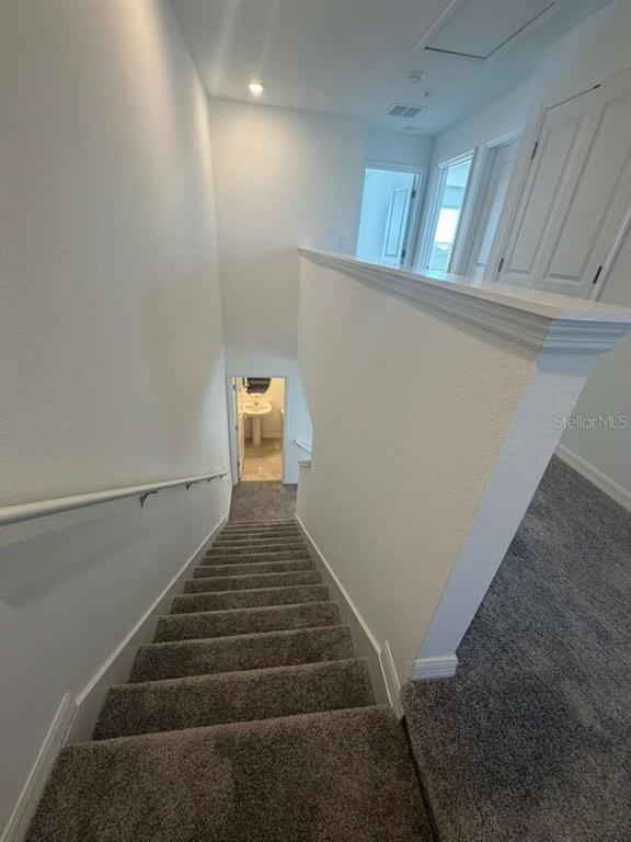 Building Photo - 4617 ORCHARD VIEW Aly