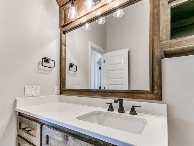 Building Photo - 2921 SW 132nd St